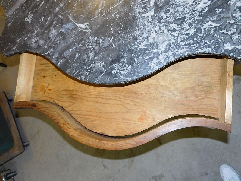 Console in mahogany of the 19th