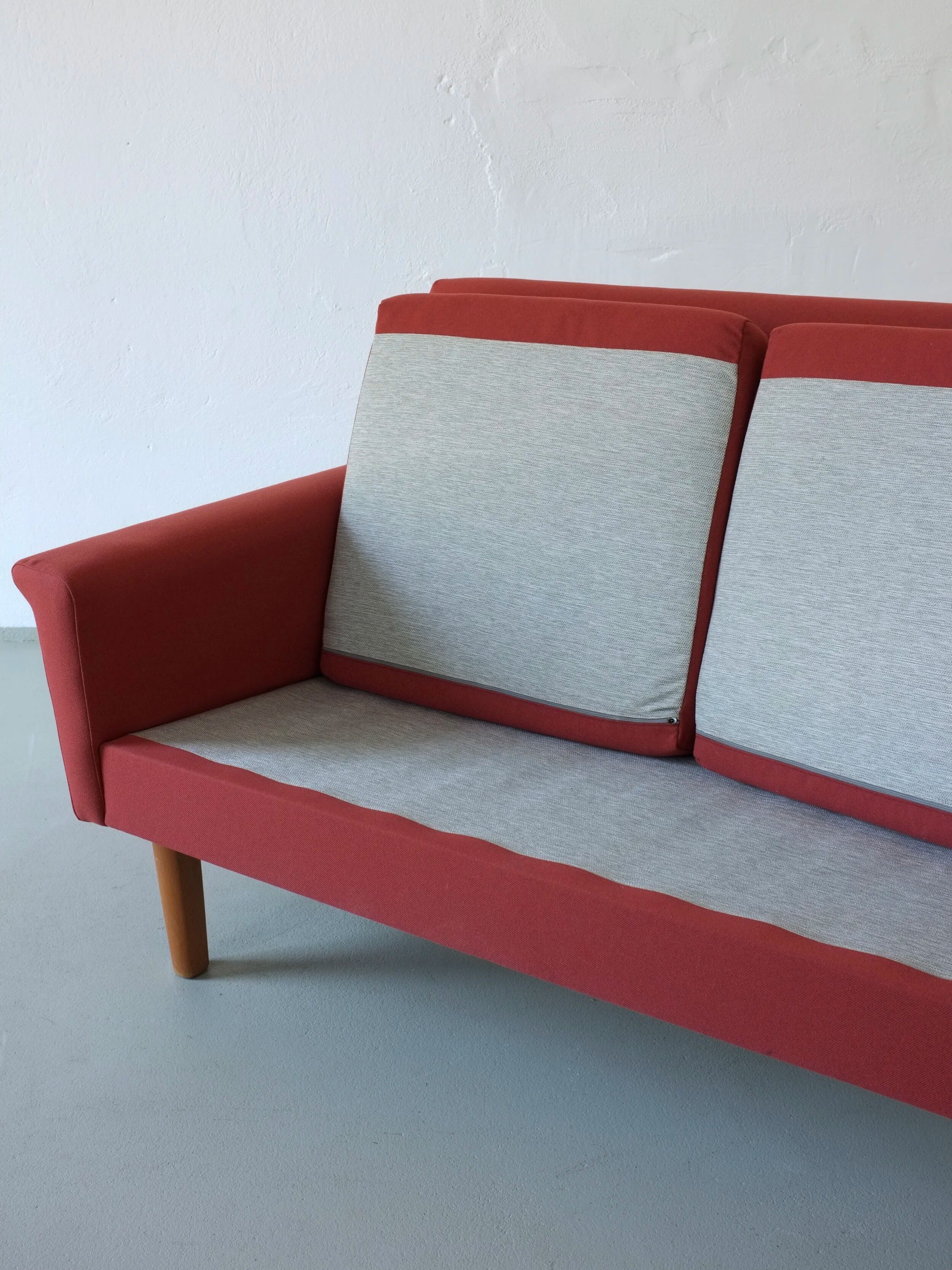 Mid-century 2-seater sofa | Sweden