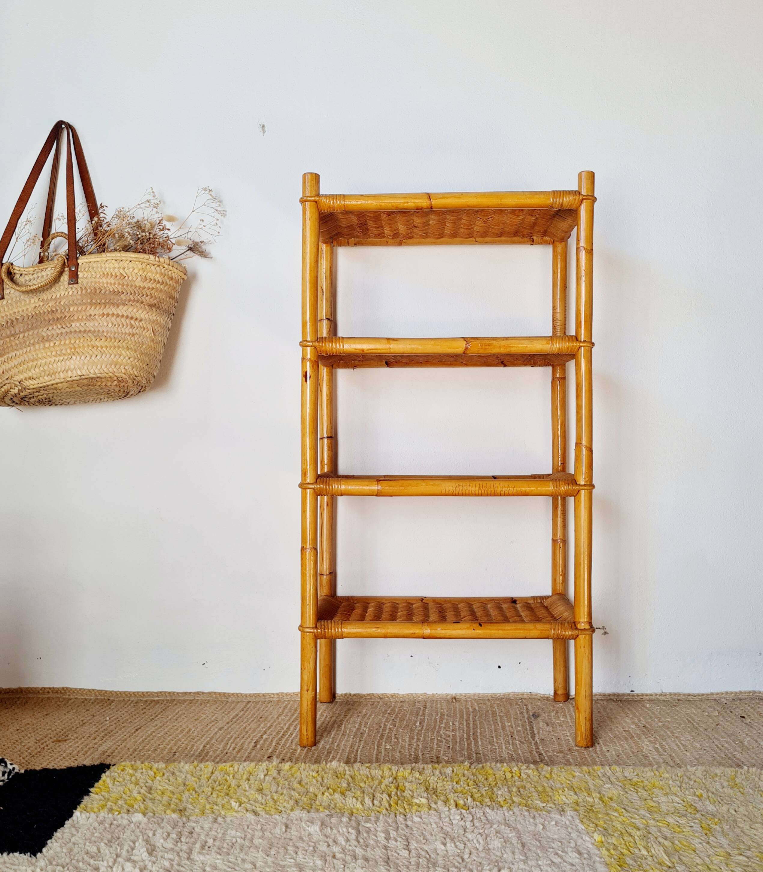 Vintage rattan shelf - bookcase