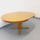 Table ronde vintage années 60 70 en orme blond avec rallonge intégrée