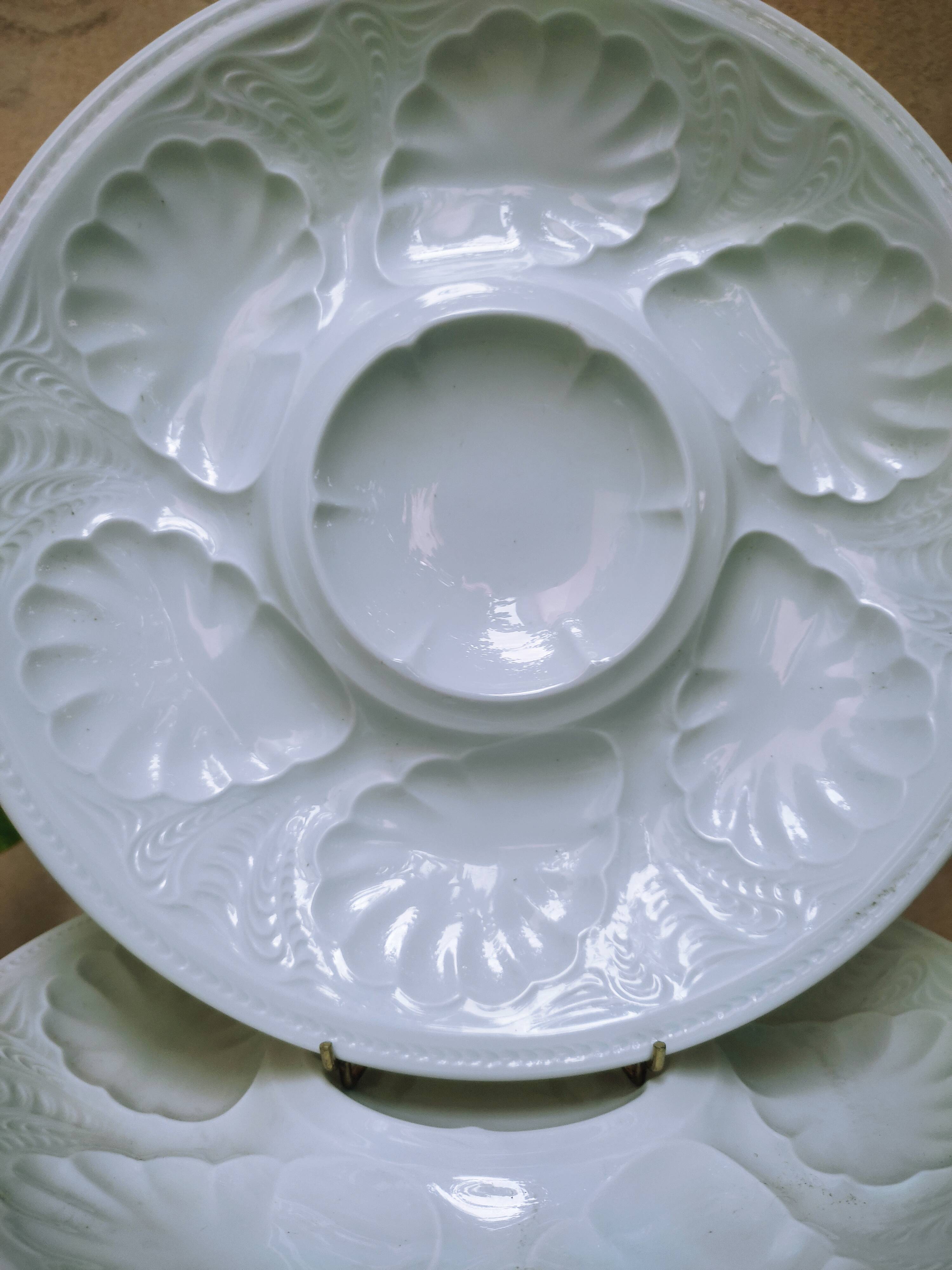 6 porcelain oyster plates by Tharaud