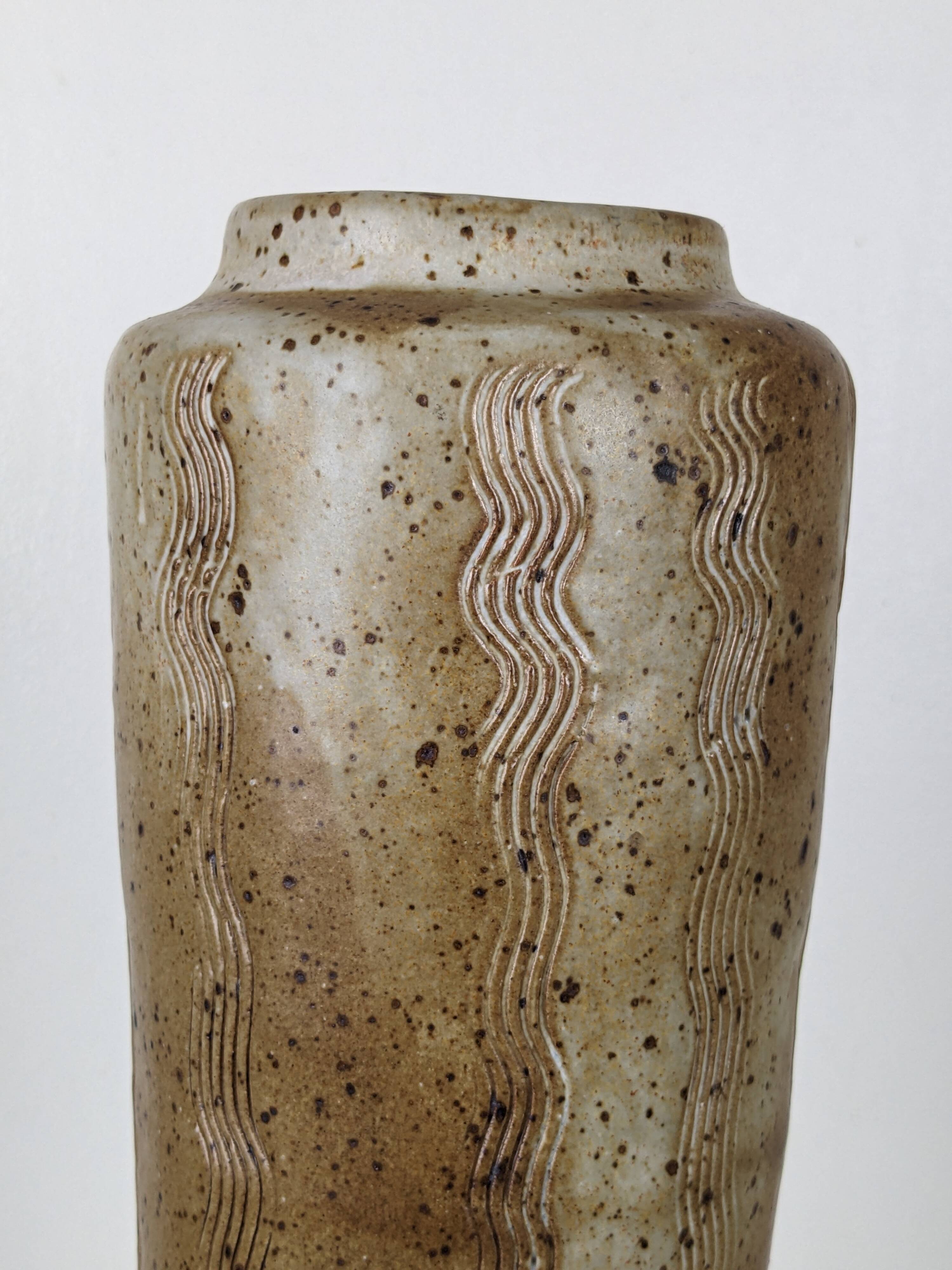 Pyrite stoneware vase with scarified wave decoration - 1970s