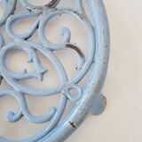 Blue cast iron trifle