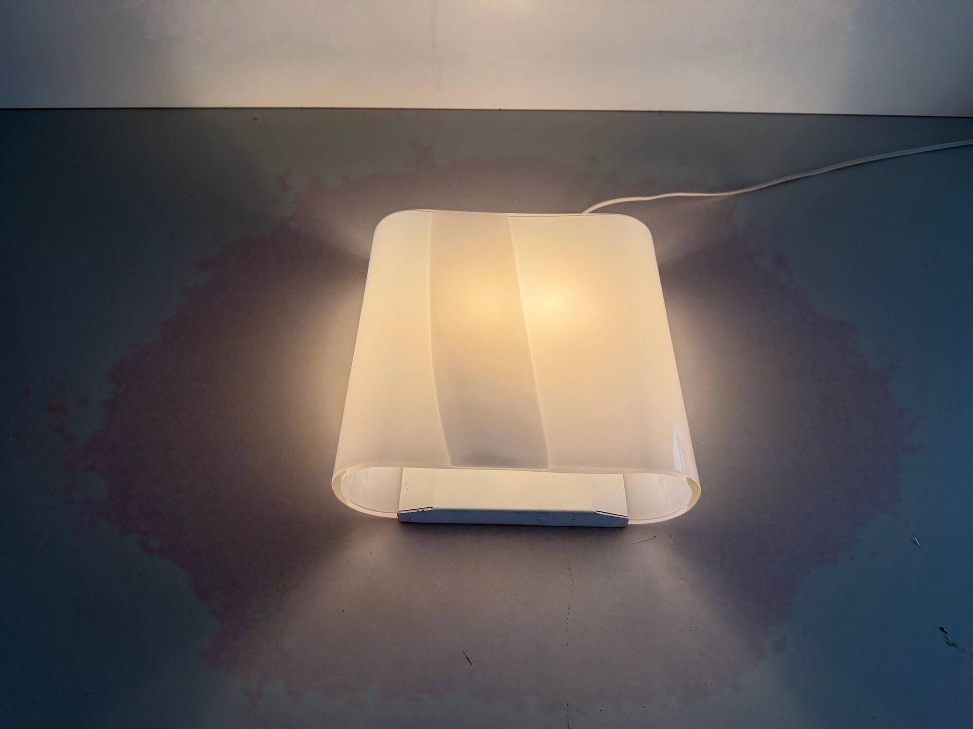 Simple wall lamp in heavy Murano glass from the mid-century, 1960, Italy.