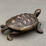 Bronze turtle XIXth Chocolate patina Fine carving