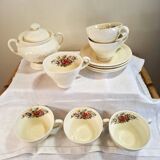 Cups and sugar bowl English Wedgwood Wellesley
