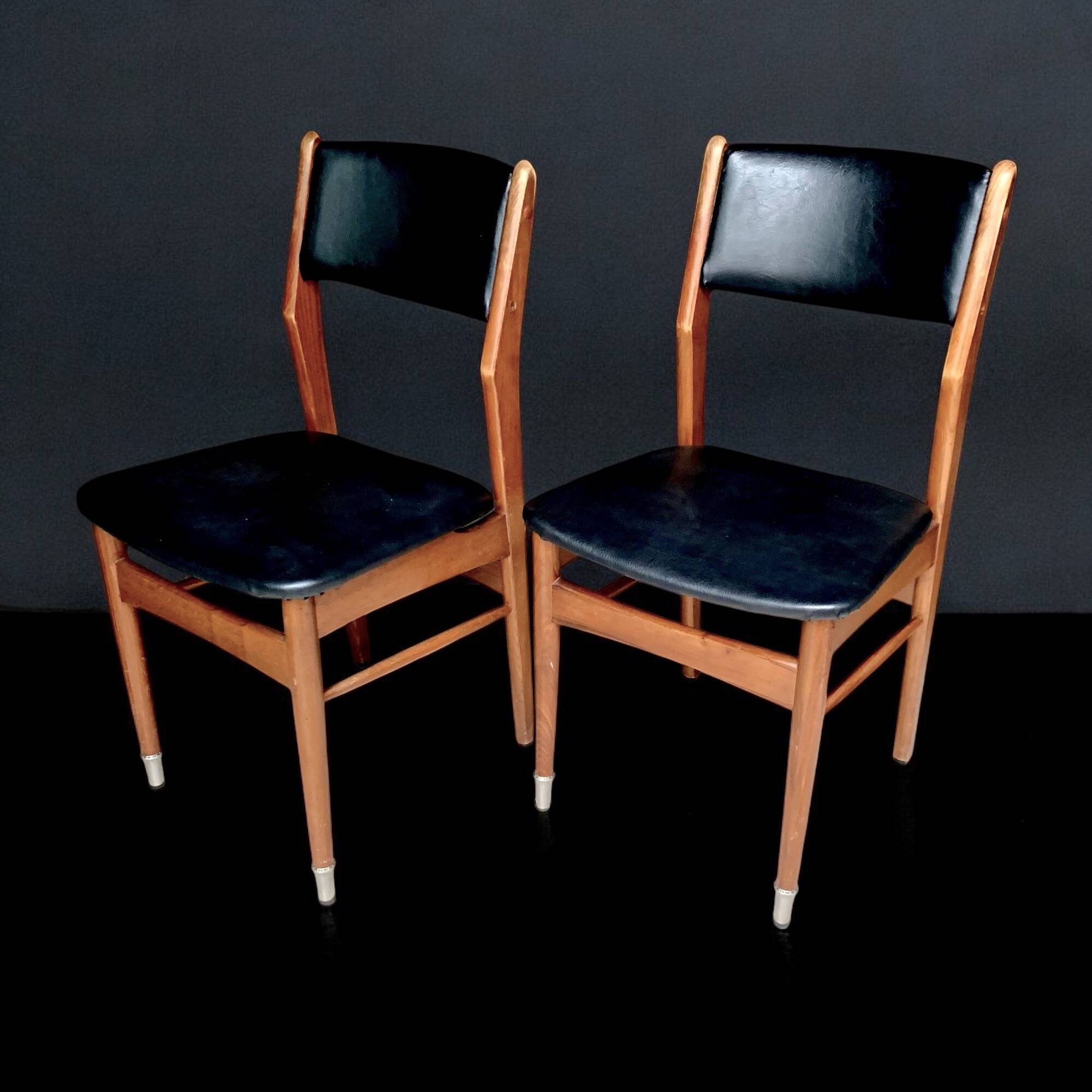 Pair of Scandinavian chairs in wood and black skai