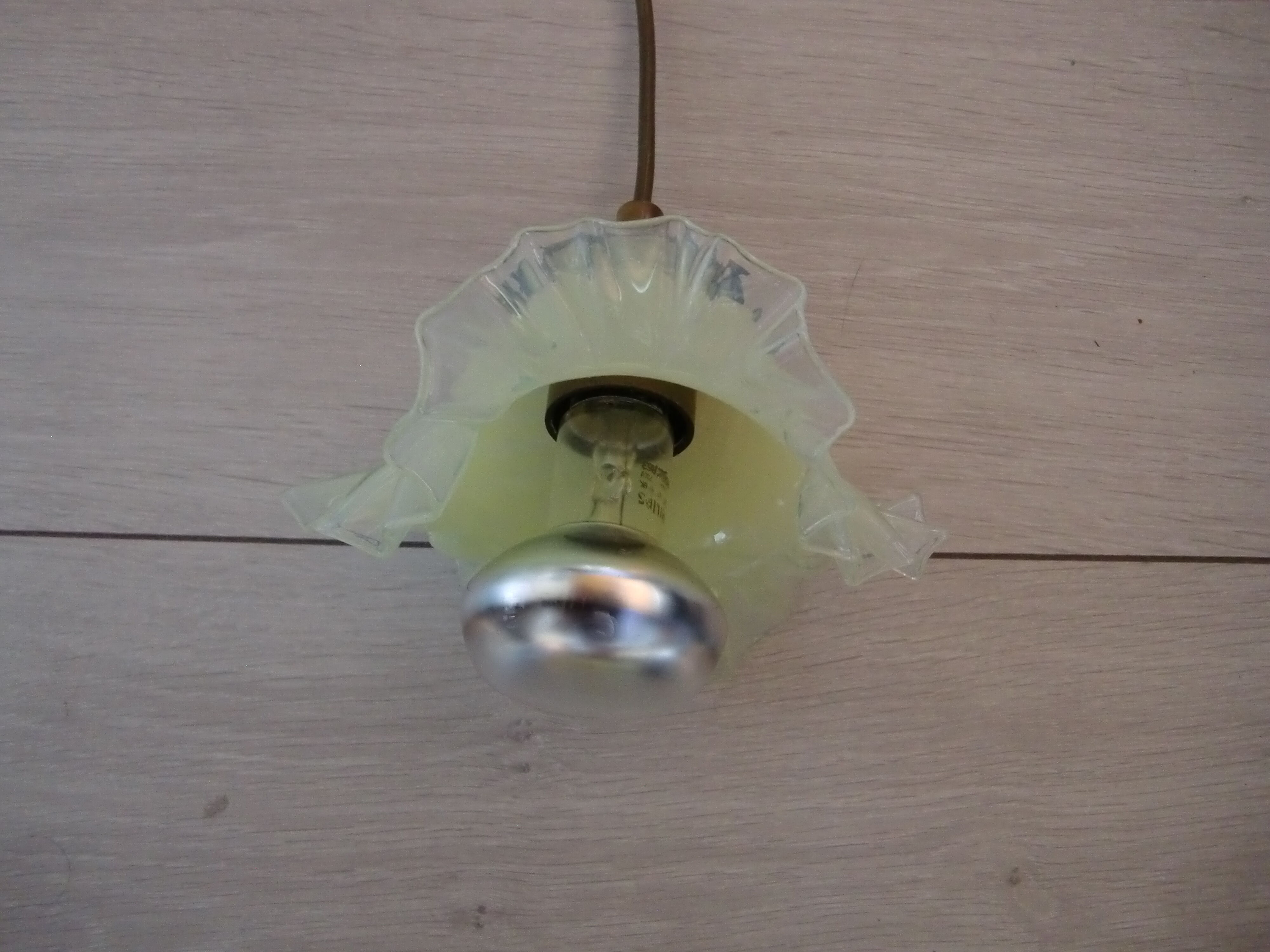 Frou-frou ceiling lamp