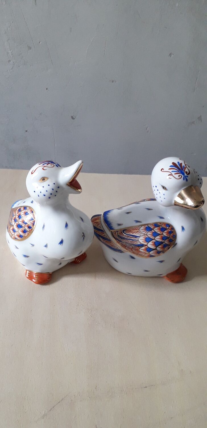 Couple of fine porcelain ducks