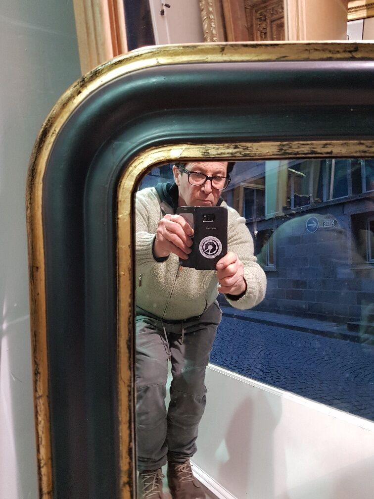 Mirror Louis Philippe black and gold to 1860 105cm x 76cm