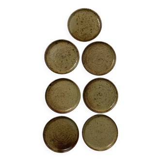 Stoneware plates