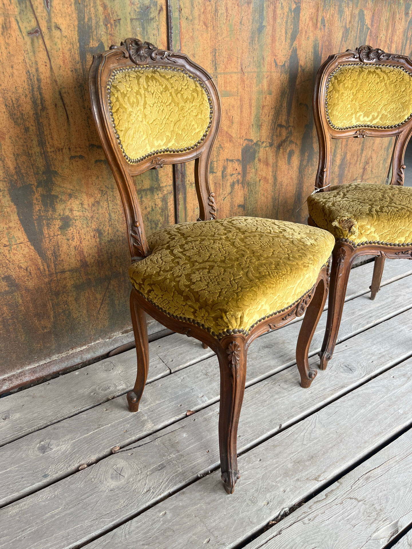 Paire de chaises anciennes