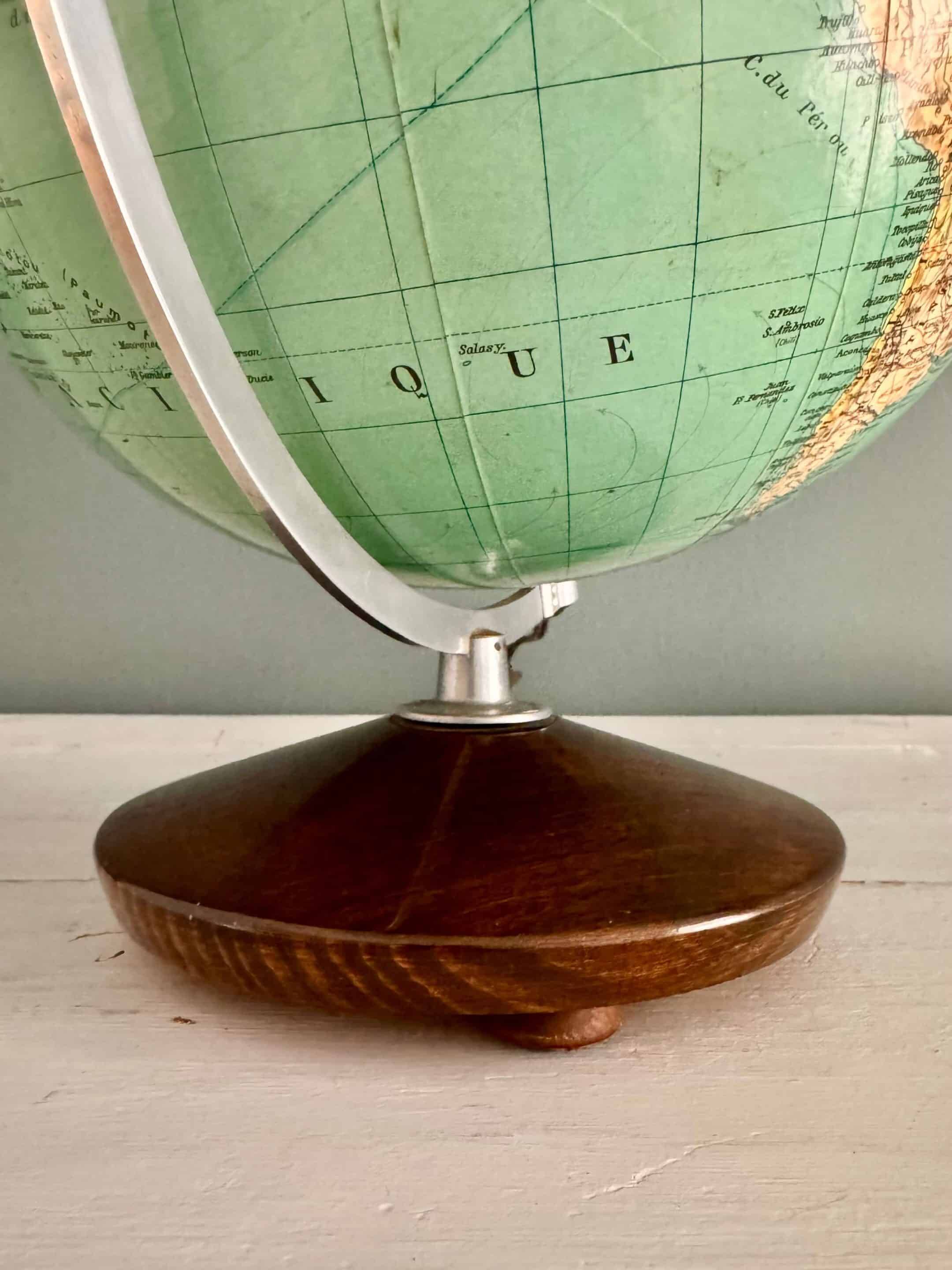 Duo globe terrestre « Colomb », vers 1960