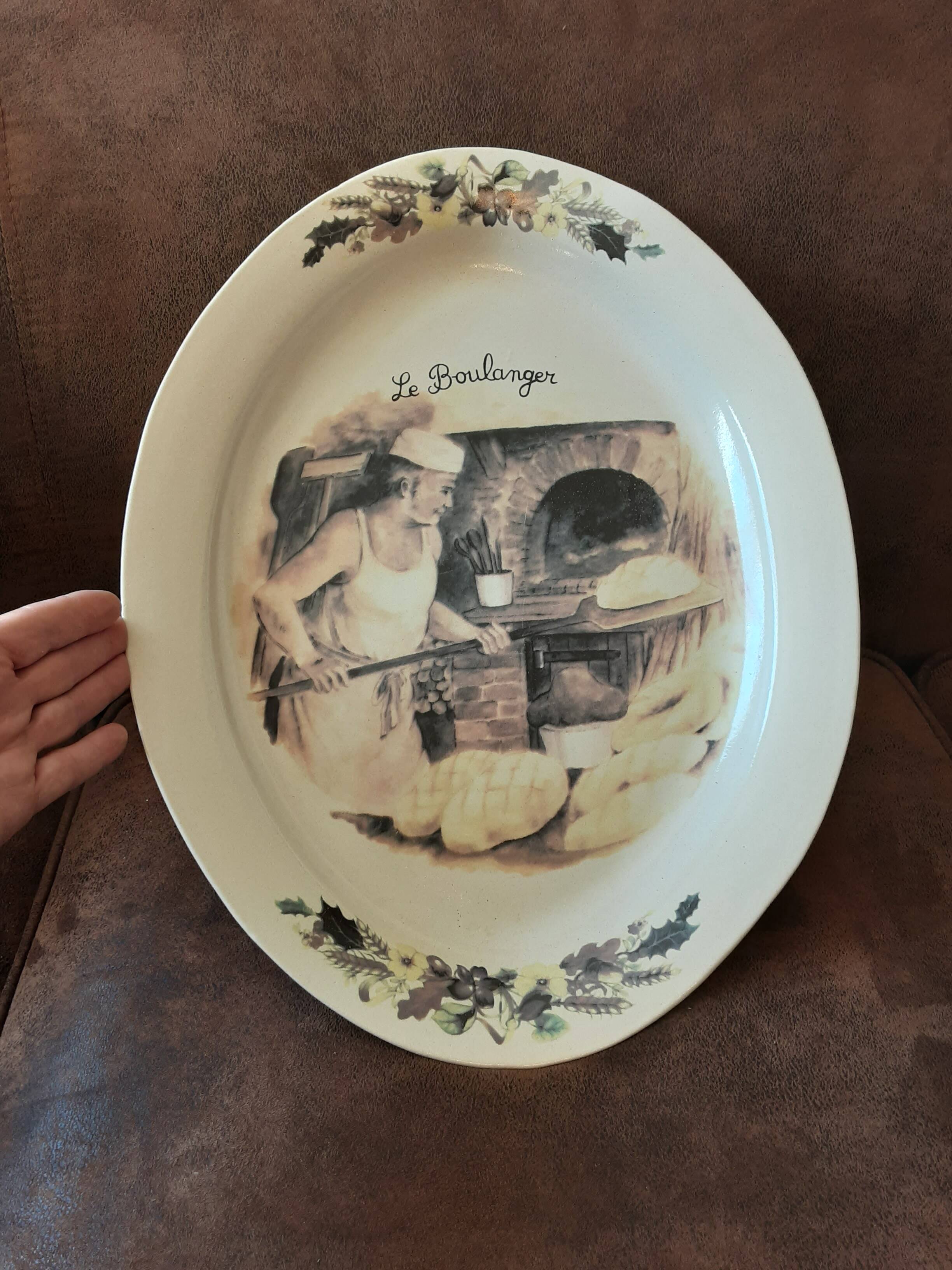 Plat Ceraform.  Le boulanger