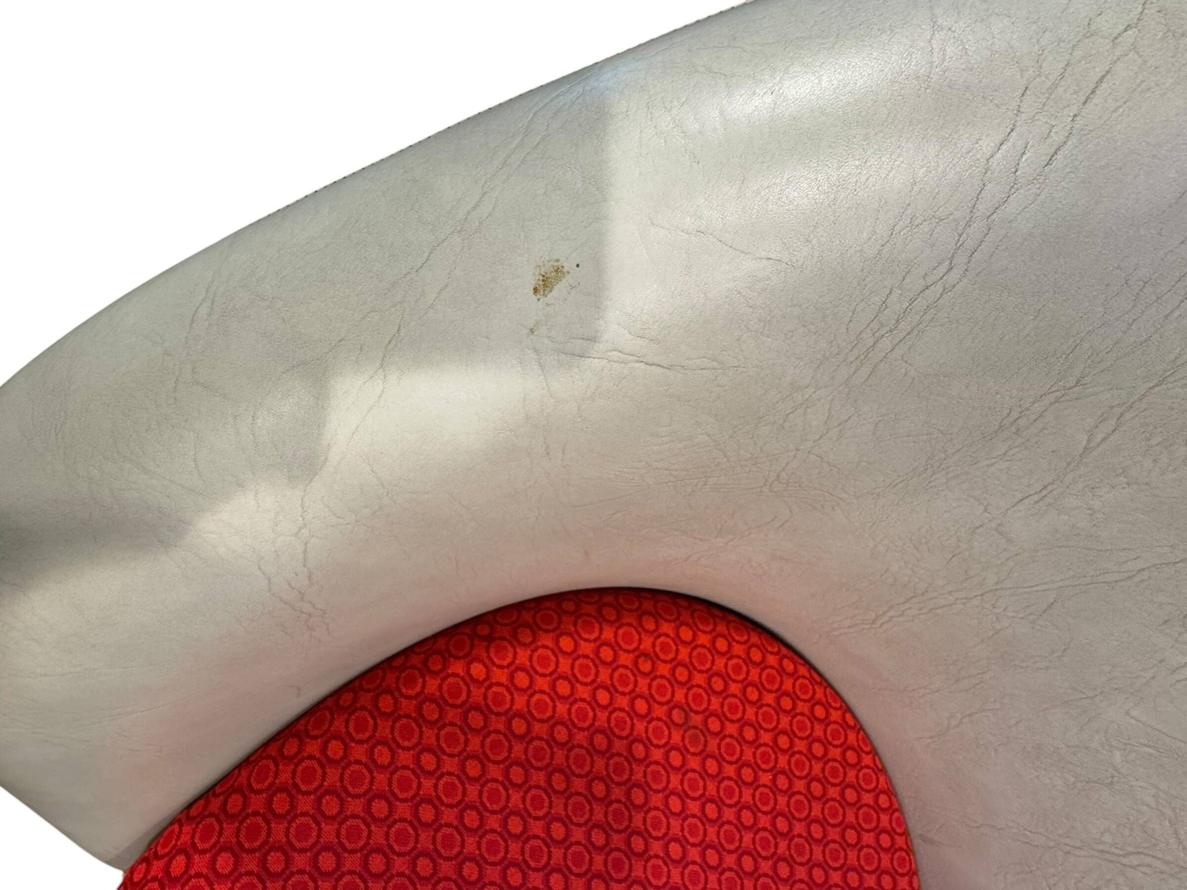 Canapé et chaises de l'ère spatiale