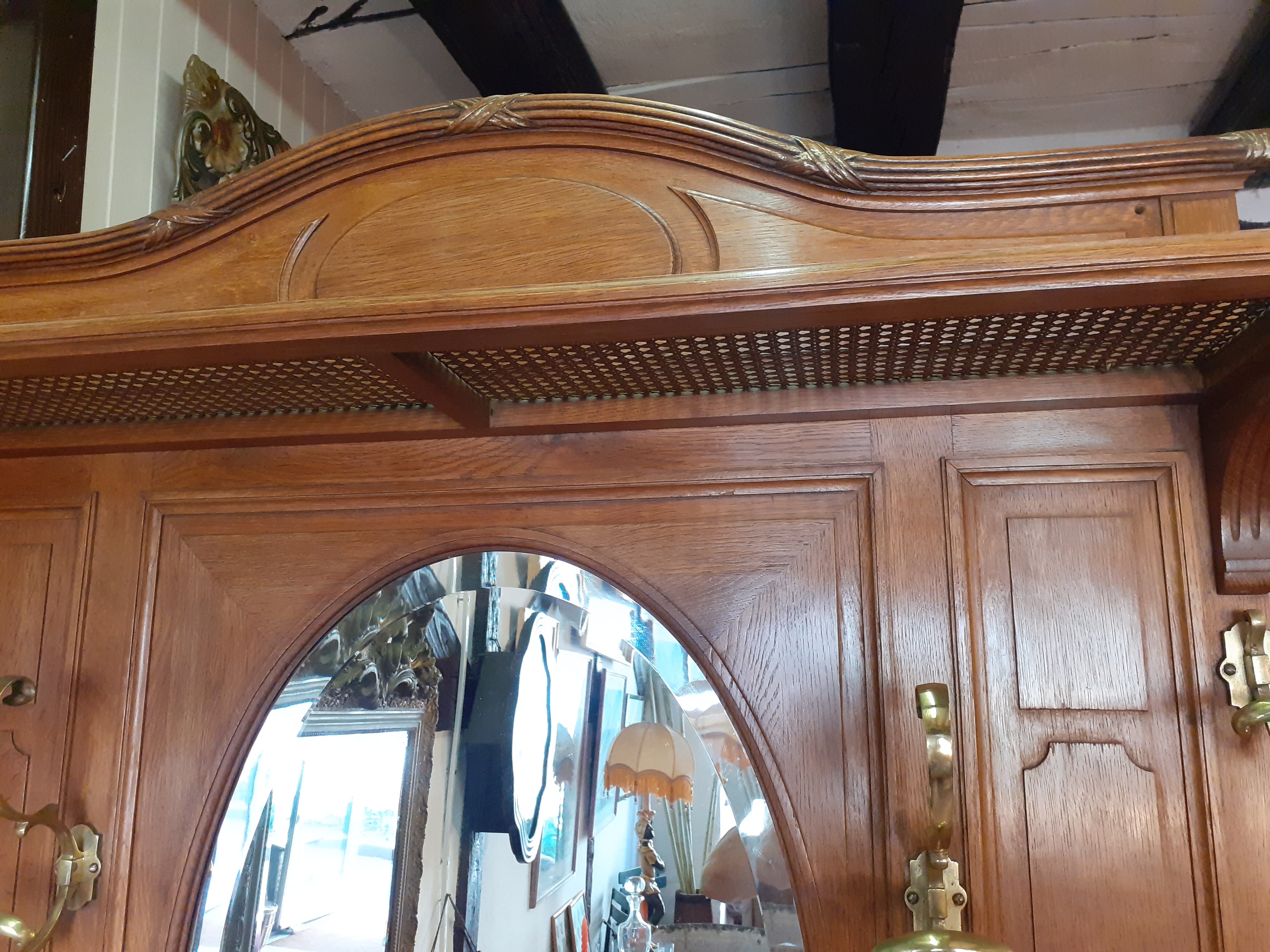 Gold oak coat holder