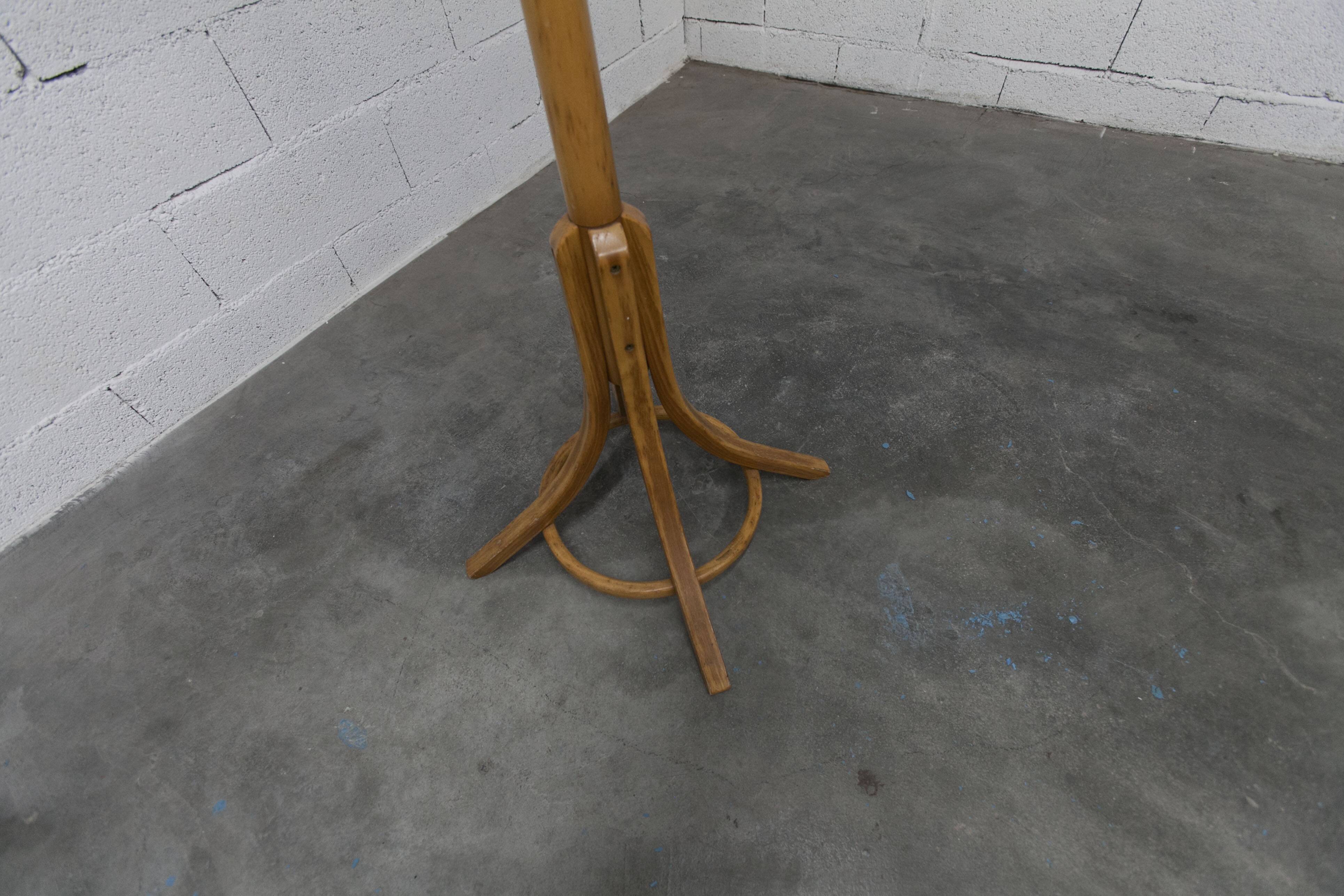 Baumann honey-colored parrot coat rack, 1970