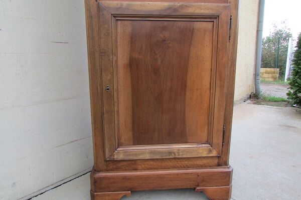 Armoire hommedebout fin 19ème Selency