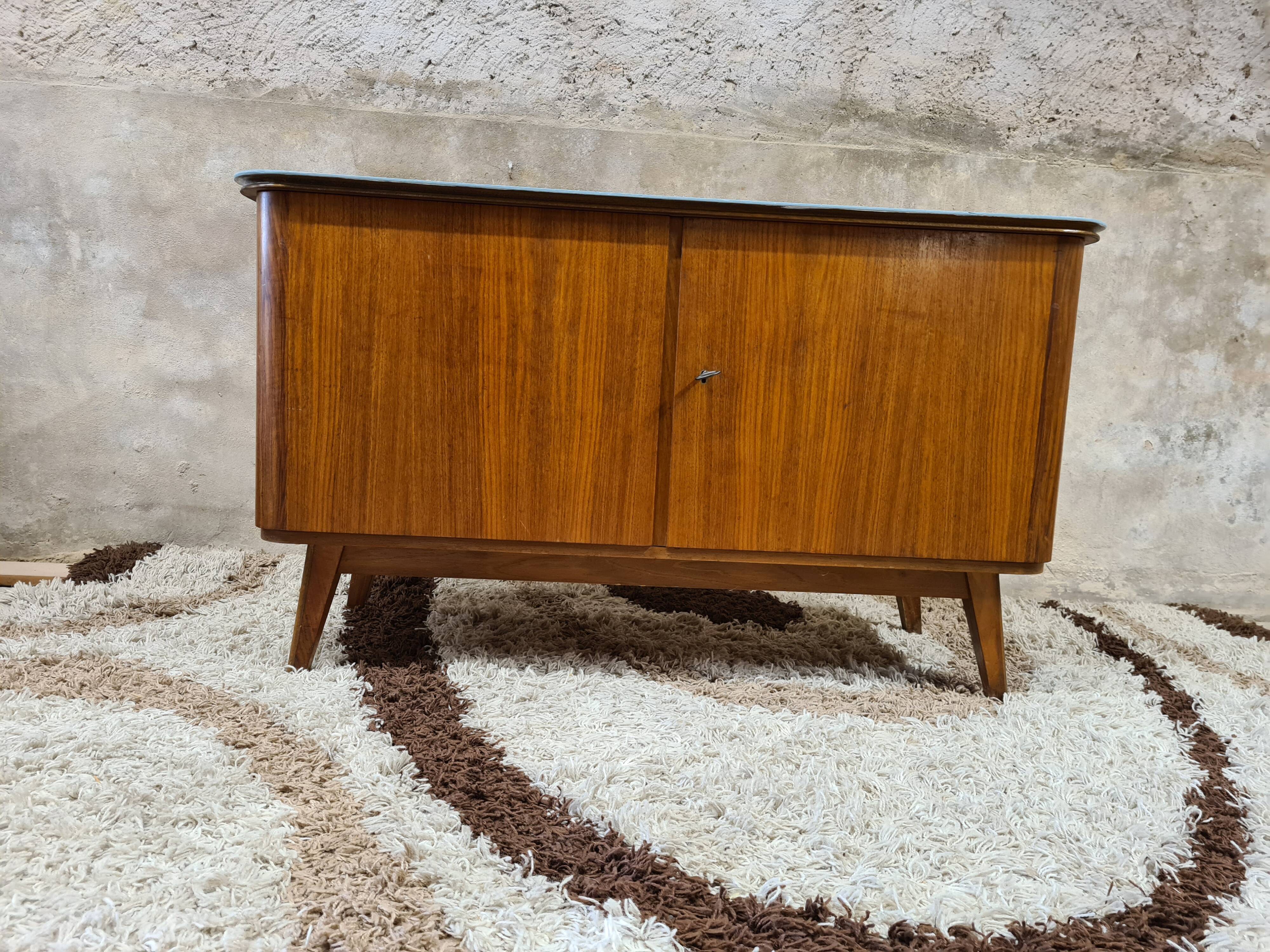 Scandinavian row 2 doors year 60'