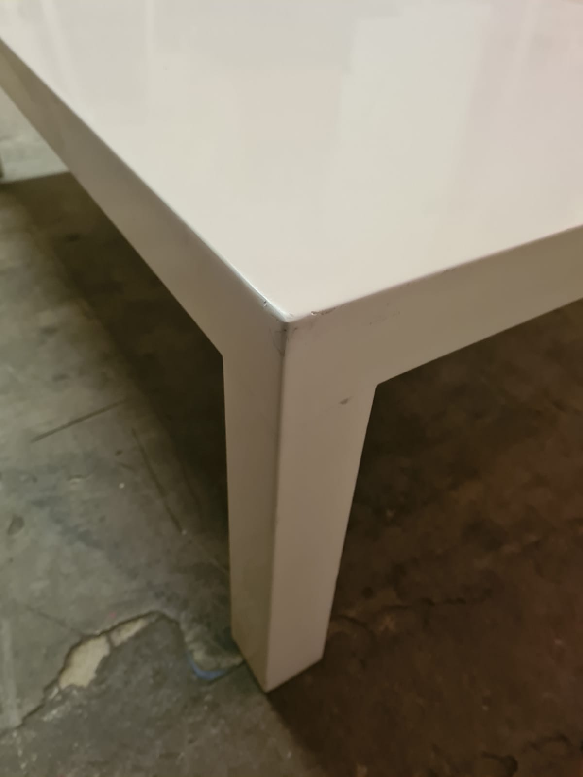 Table basse vintage bois massif