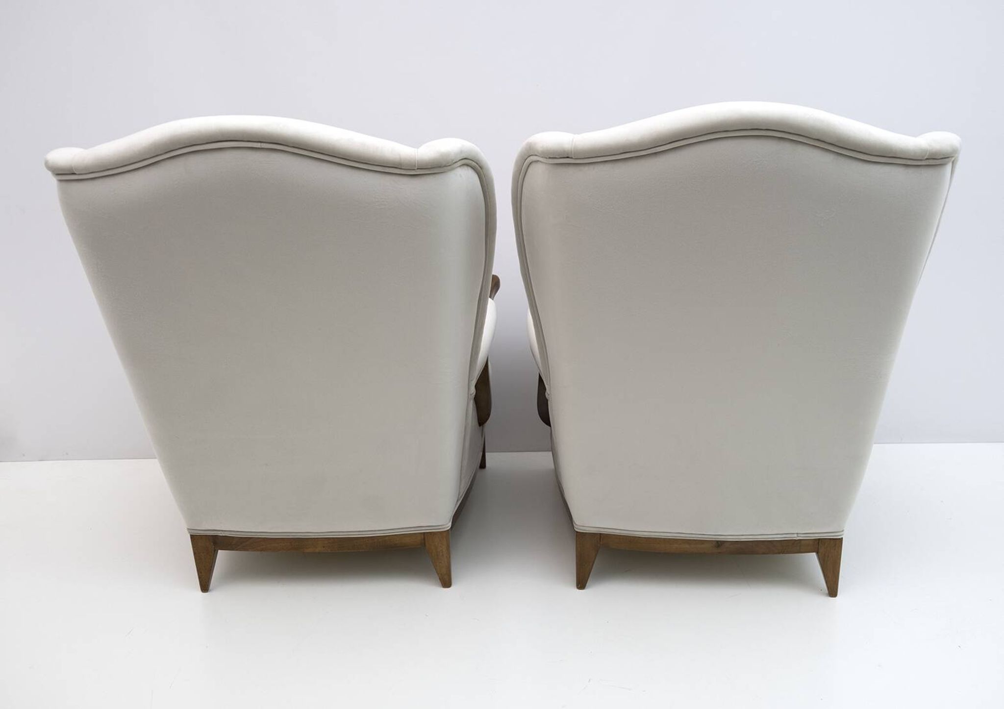 Attributed of Paolo Buffa Mid-Century Modern Italian Velvet Armchairs, 1950