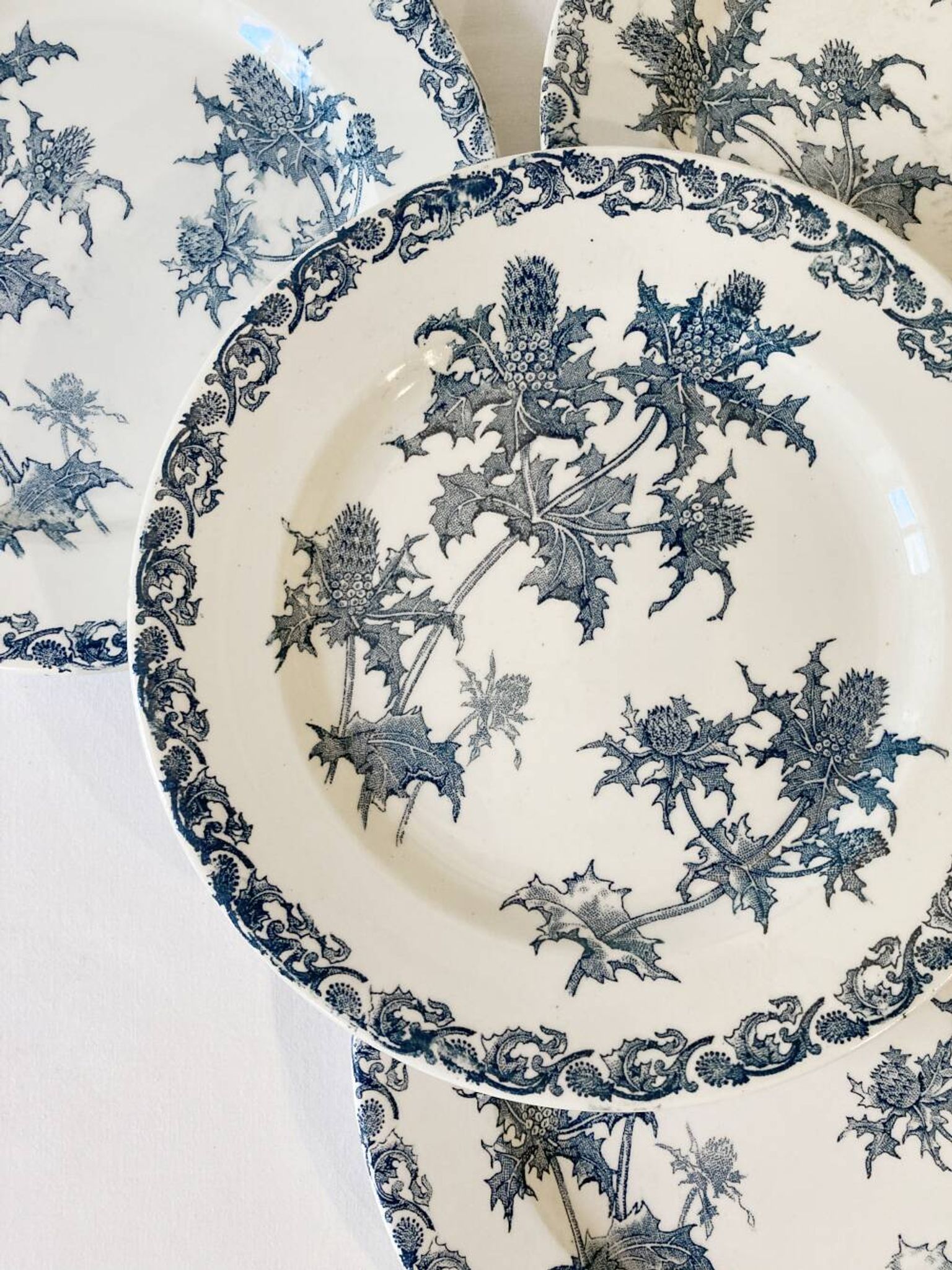 4 assiettes terre de fer Clairefontaine, modèle Righi