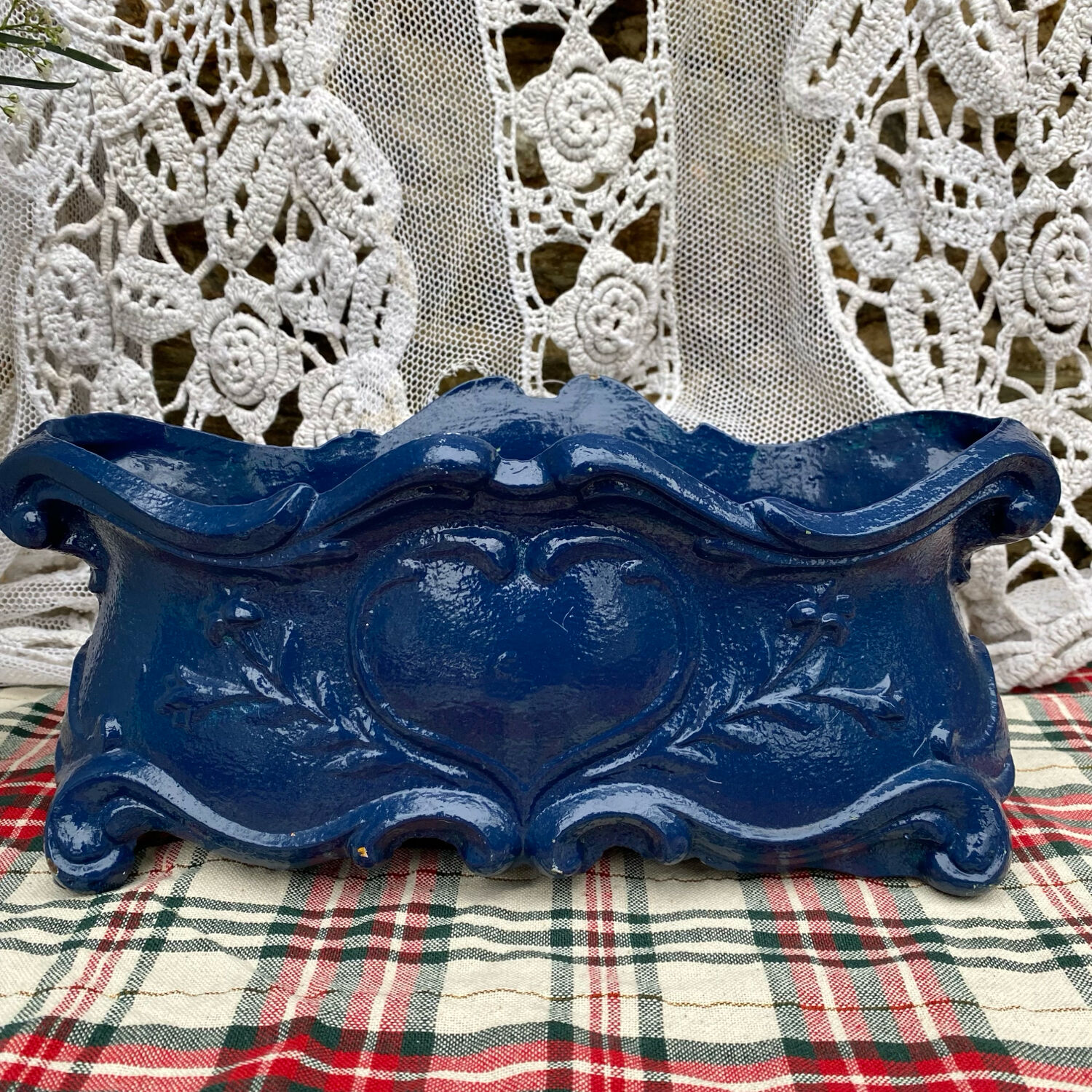 Jardinière ancienne en fonte 