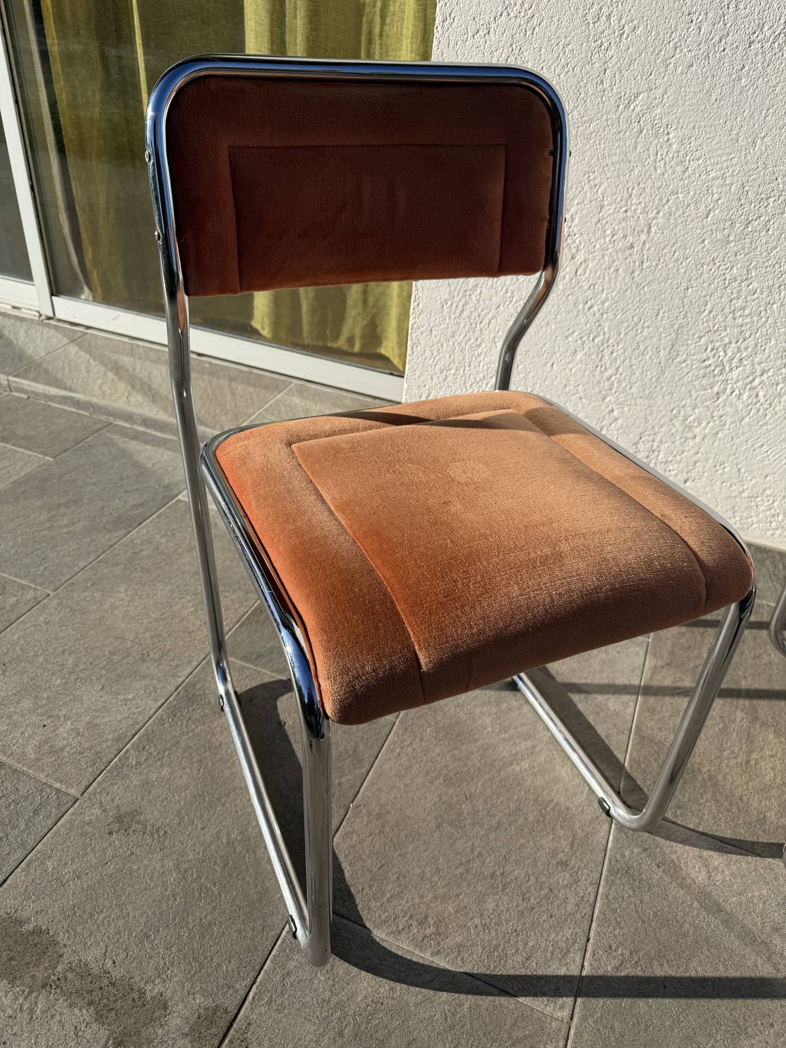 Pair of Bauhaus style dining chairs with infinity frame