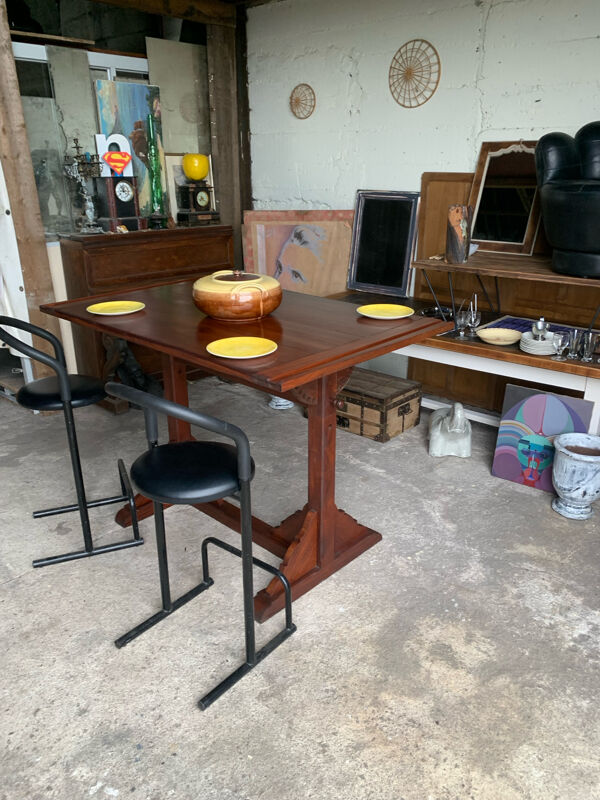 Mange-debout / table haute en teck  – 4 à 6 personnes