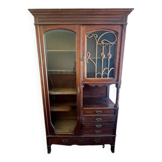 Armoire vitrée