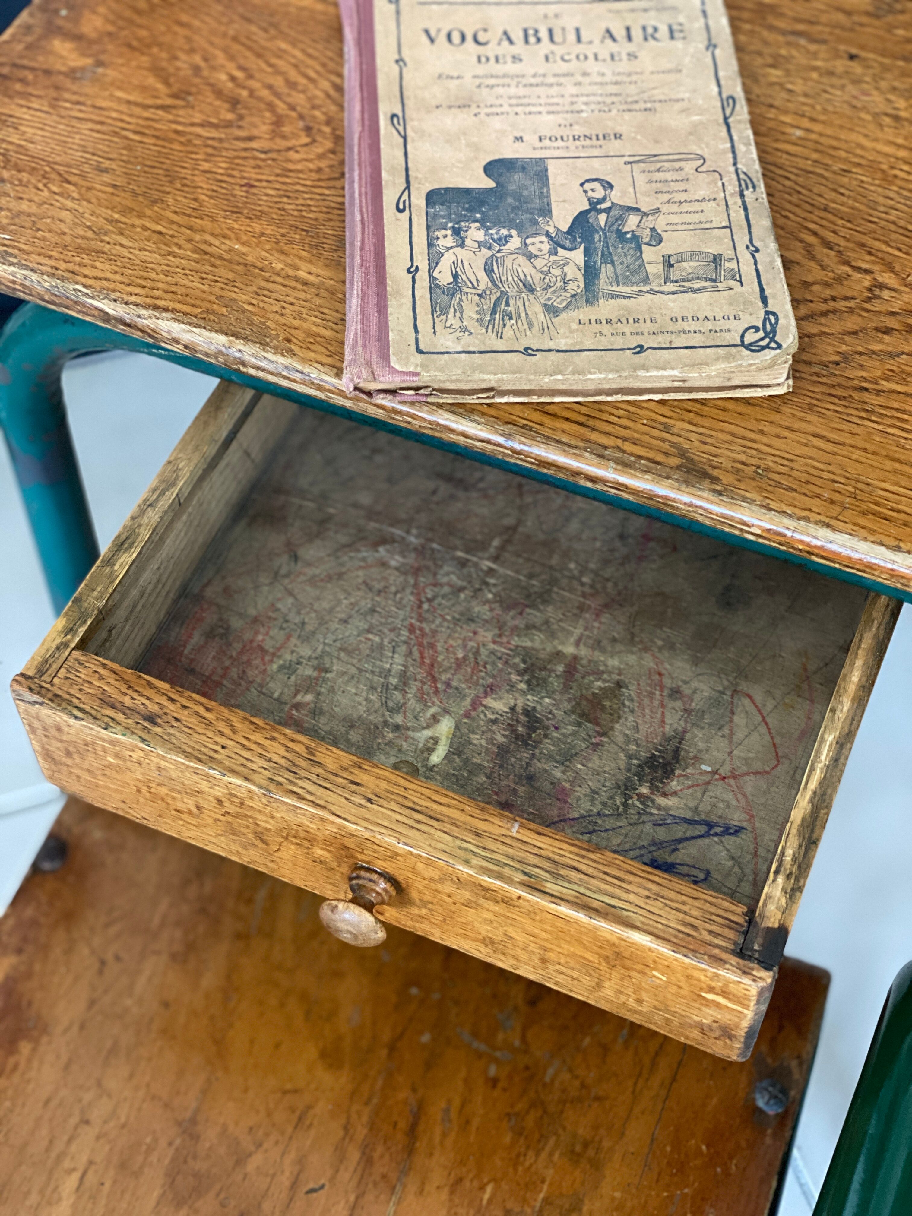 Desk and school chair set