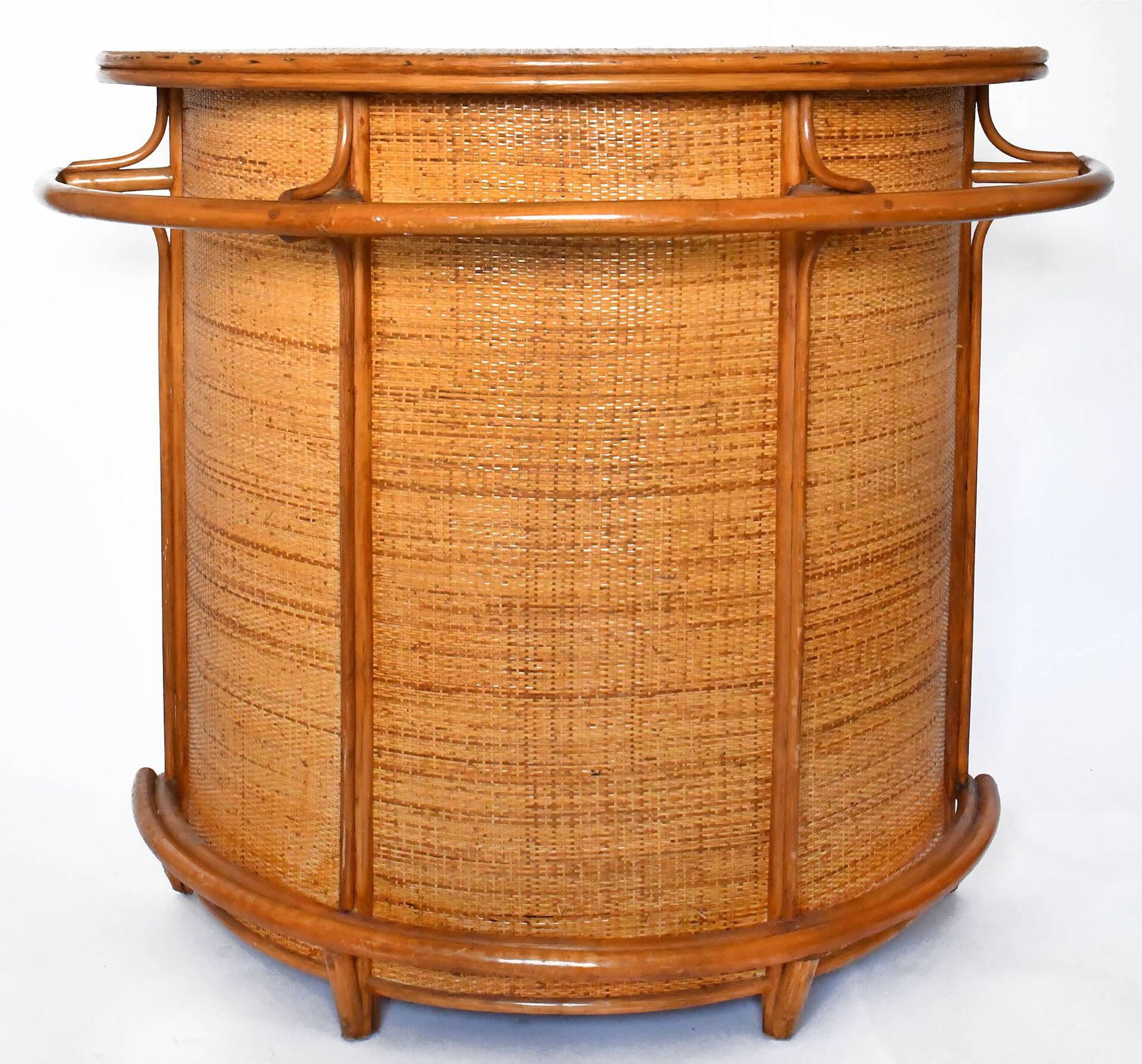 Vintage bar furniture with these two rattan stools from the 1960s/70s