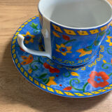 Lot 6 large cups and blue / vintage flower cups 1 cup with broken handle see last photo