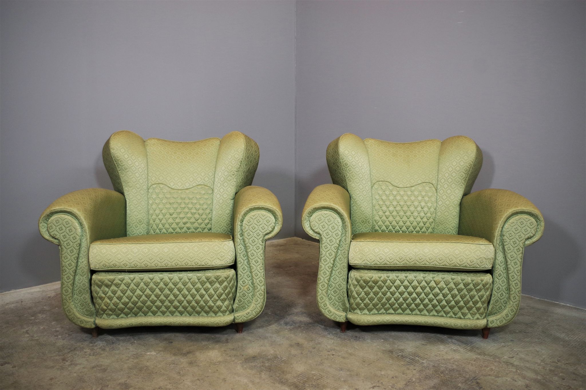 Fan-shaped armchairs set of 2