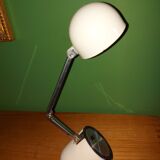Well-lite vintage lamp