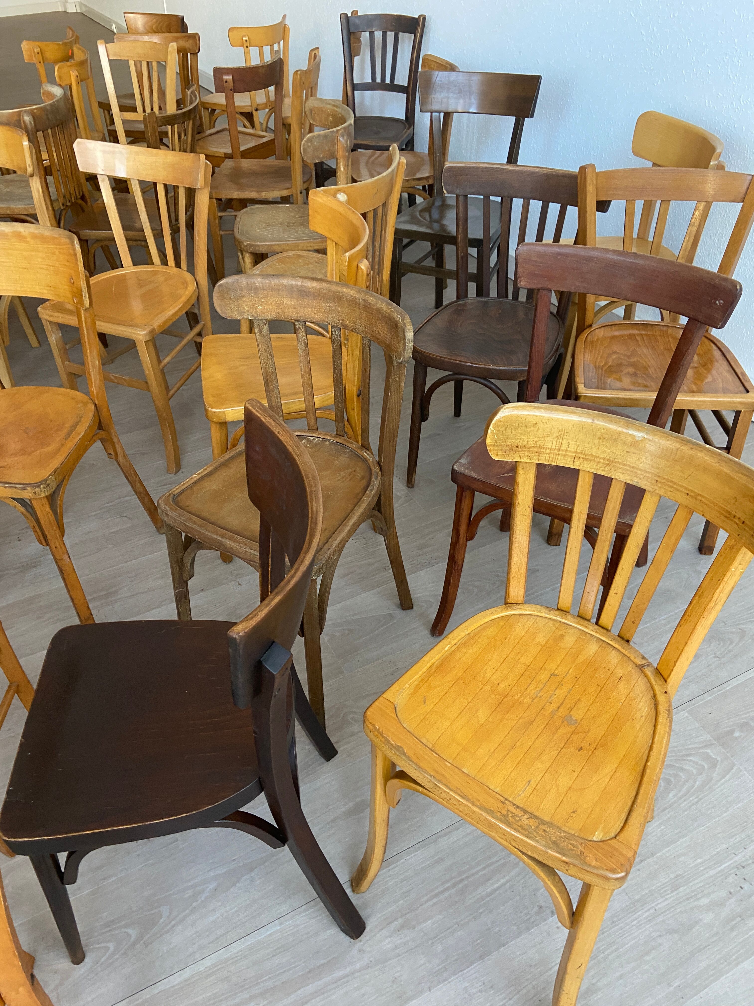 Lot De 50 Chaises Occasion 1