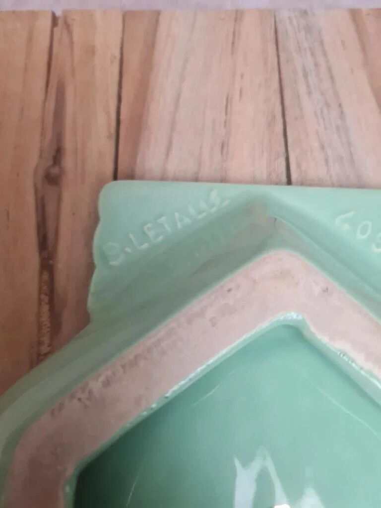Vintage shell B. Letalle Saint-Clément celadon green with pearl decoration