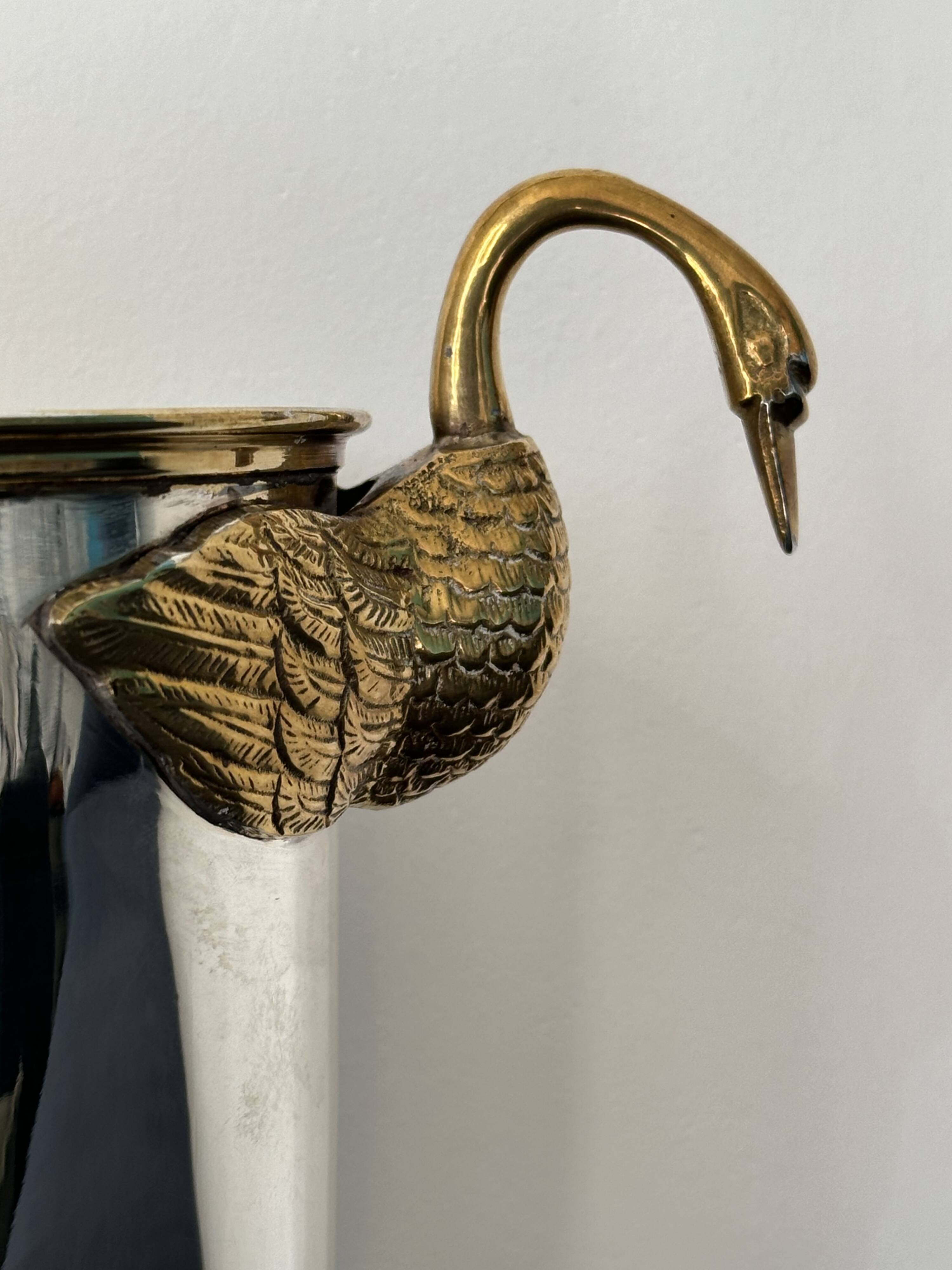Champagne bucket with swans, in silver and gold metal, attributed to Christofle, 1940/1950