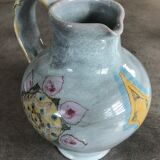 Old pitcher