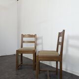 Paire de chaises en chêne des années 40