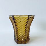 Vase ancien en verre ambré