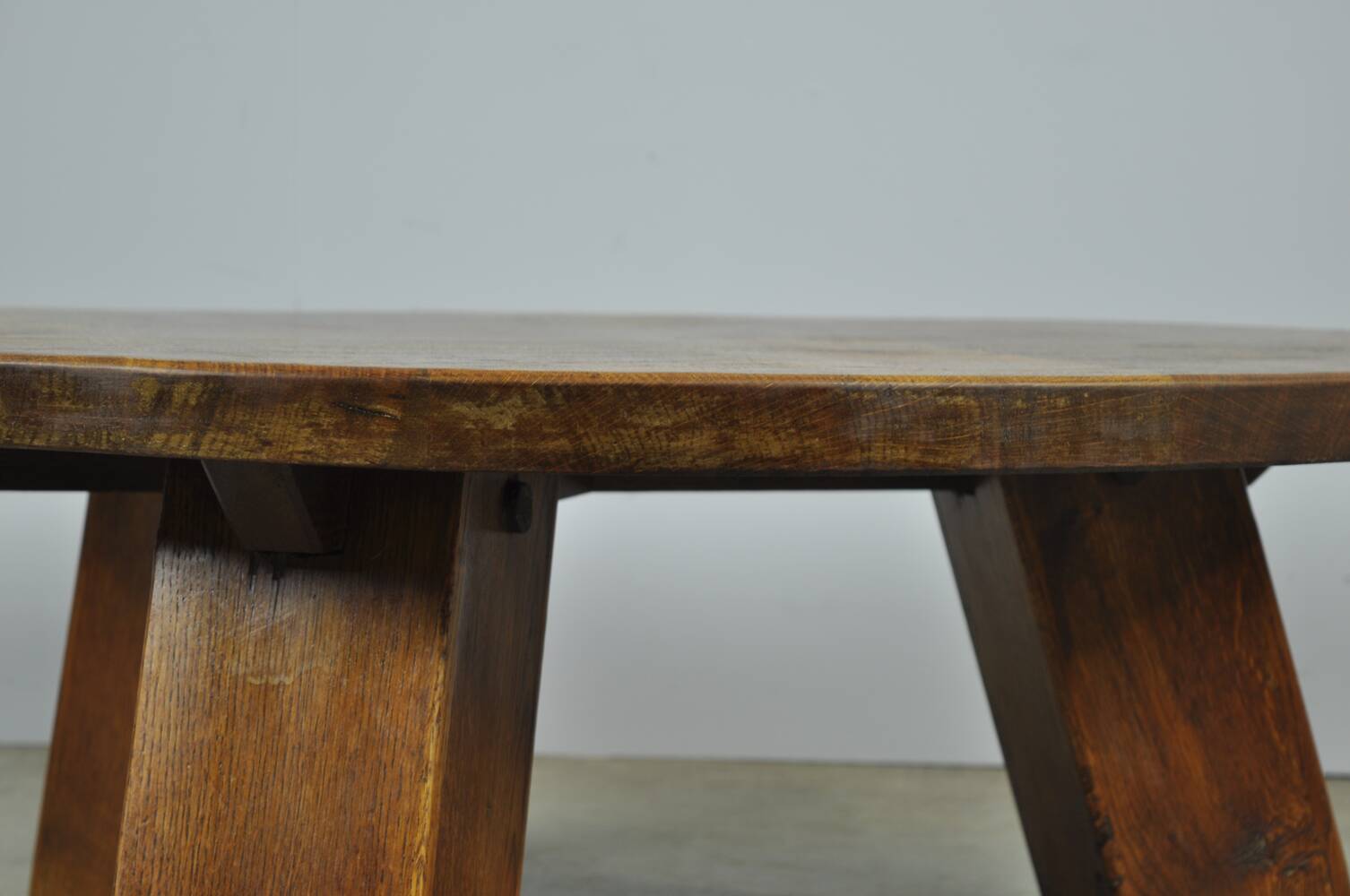 BRUTALIST / massive oak round coffee table / 1970s