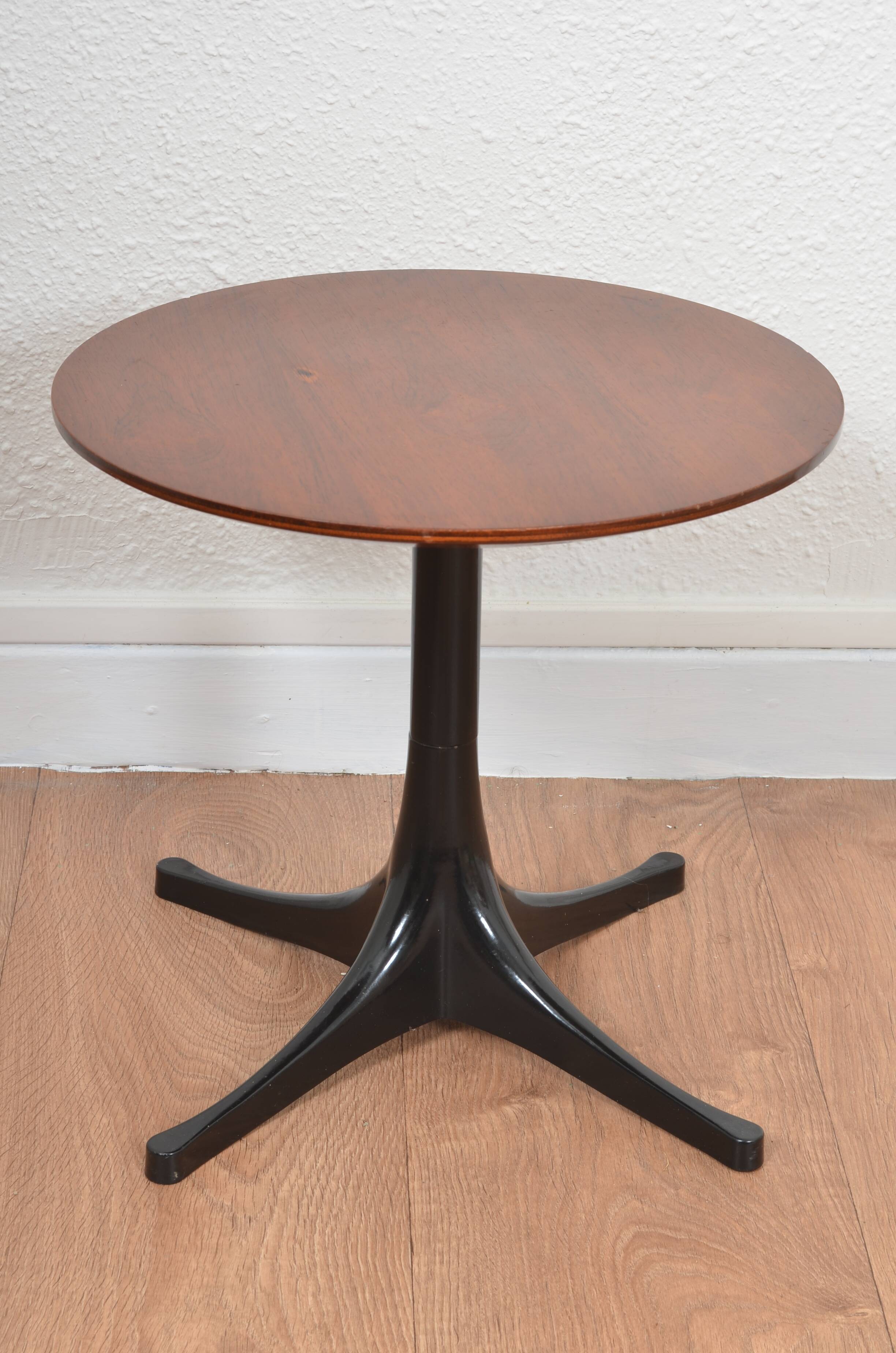 George Nelson side coffee tables for Hermann Miller