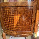 Curved marquetry display case, half-moon shape, checkerboard marquetry
