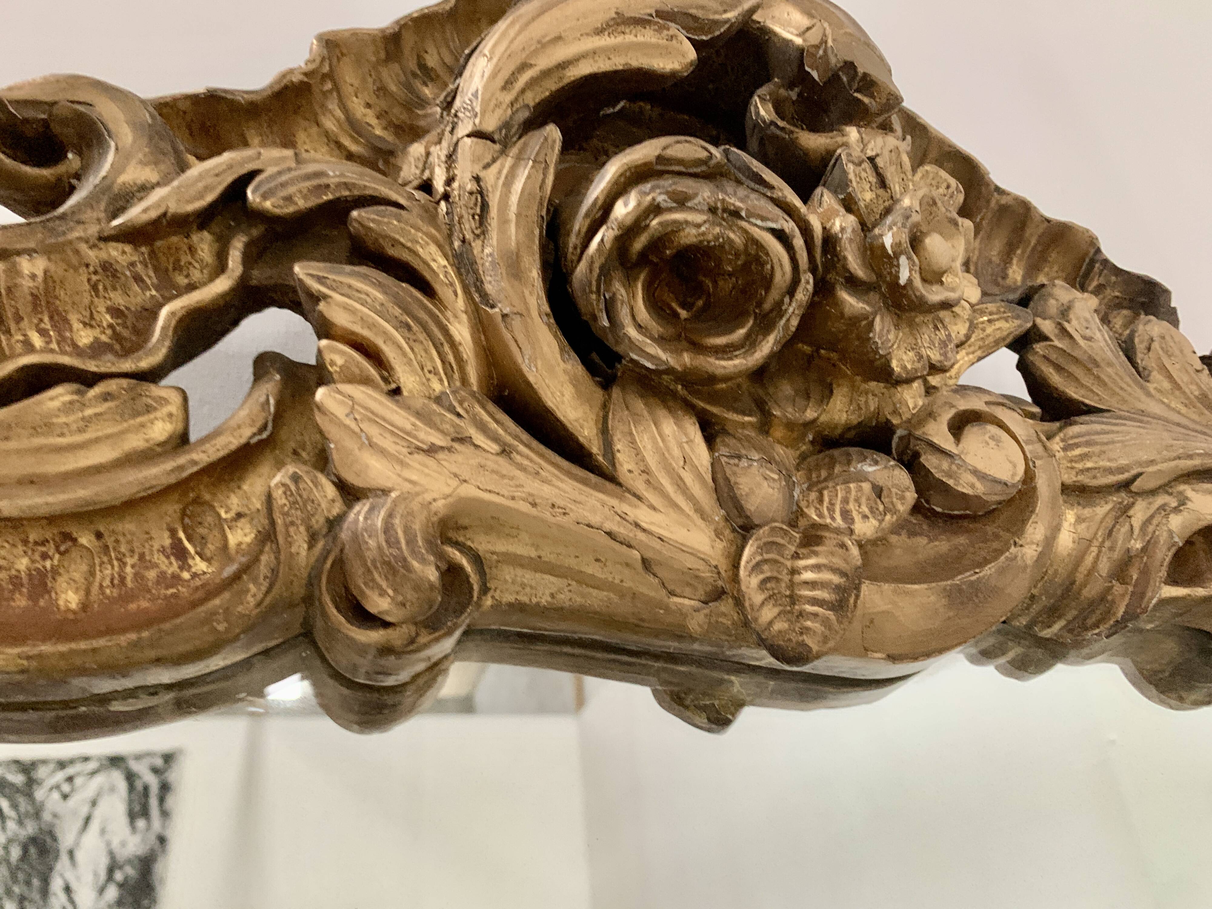 Louis XV mirror in carved gilded wood, late 18th century