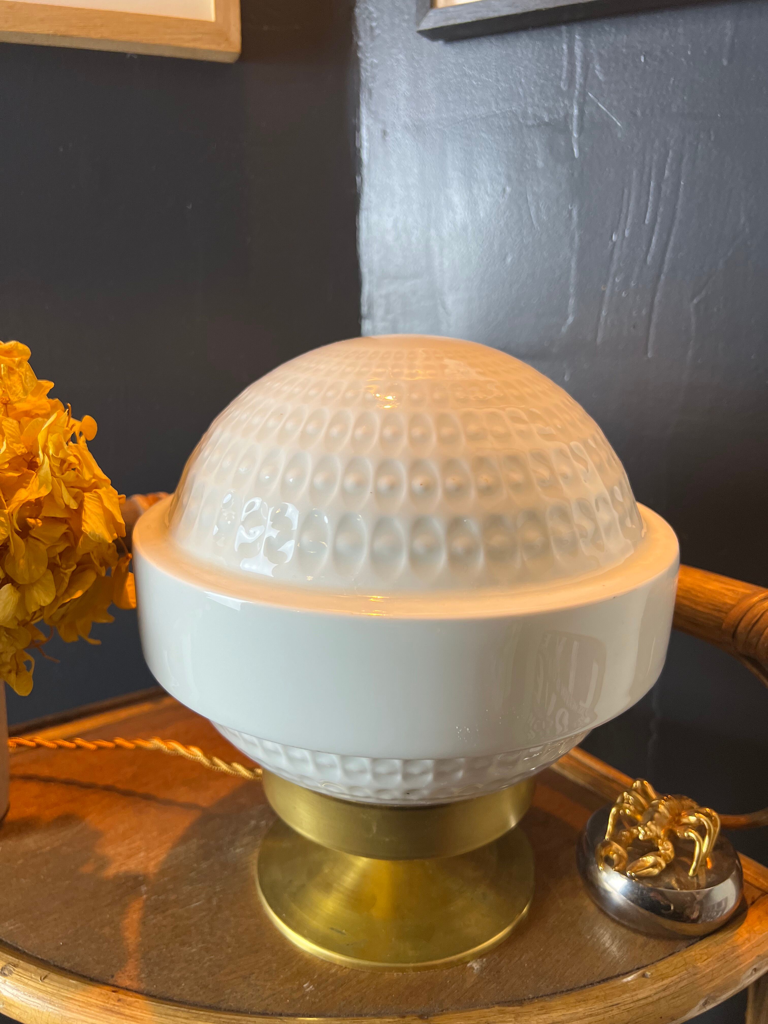 Vintage table lamp large porcelain globe Bernardaud Limoges J.J Prolongeau - Circa 1960