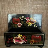 Jewelry box