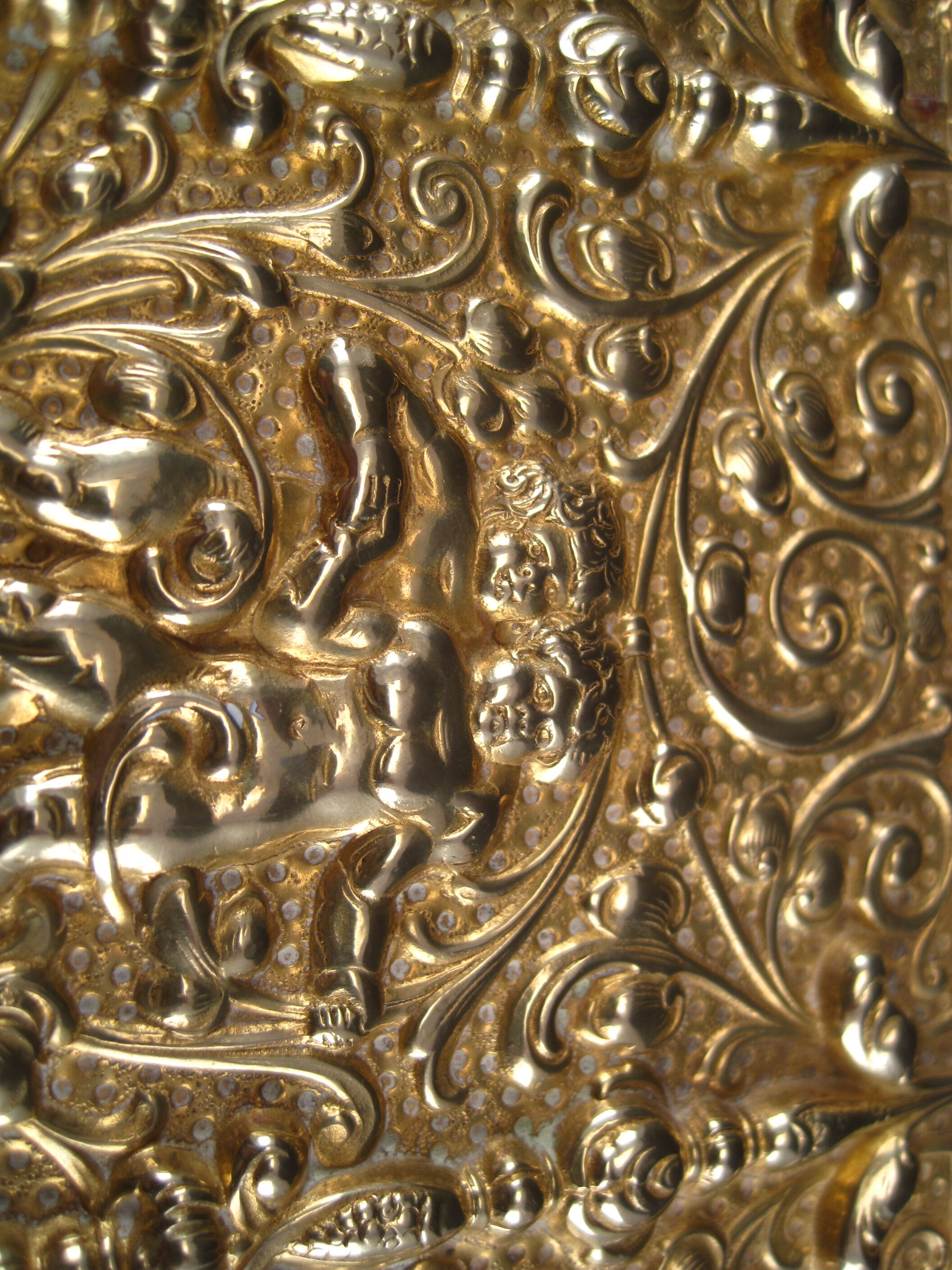 Golden brass cigar box manufactured by Erhard & Söhne around 1920