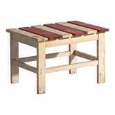 Banquette basse rustique ancienne en bois – Europe centrale, vers 1940