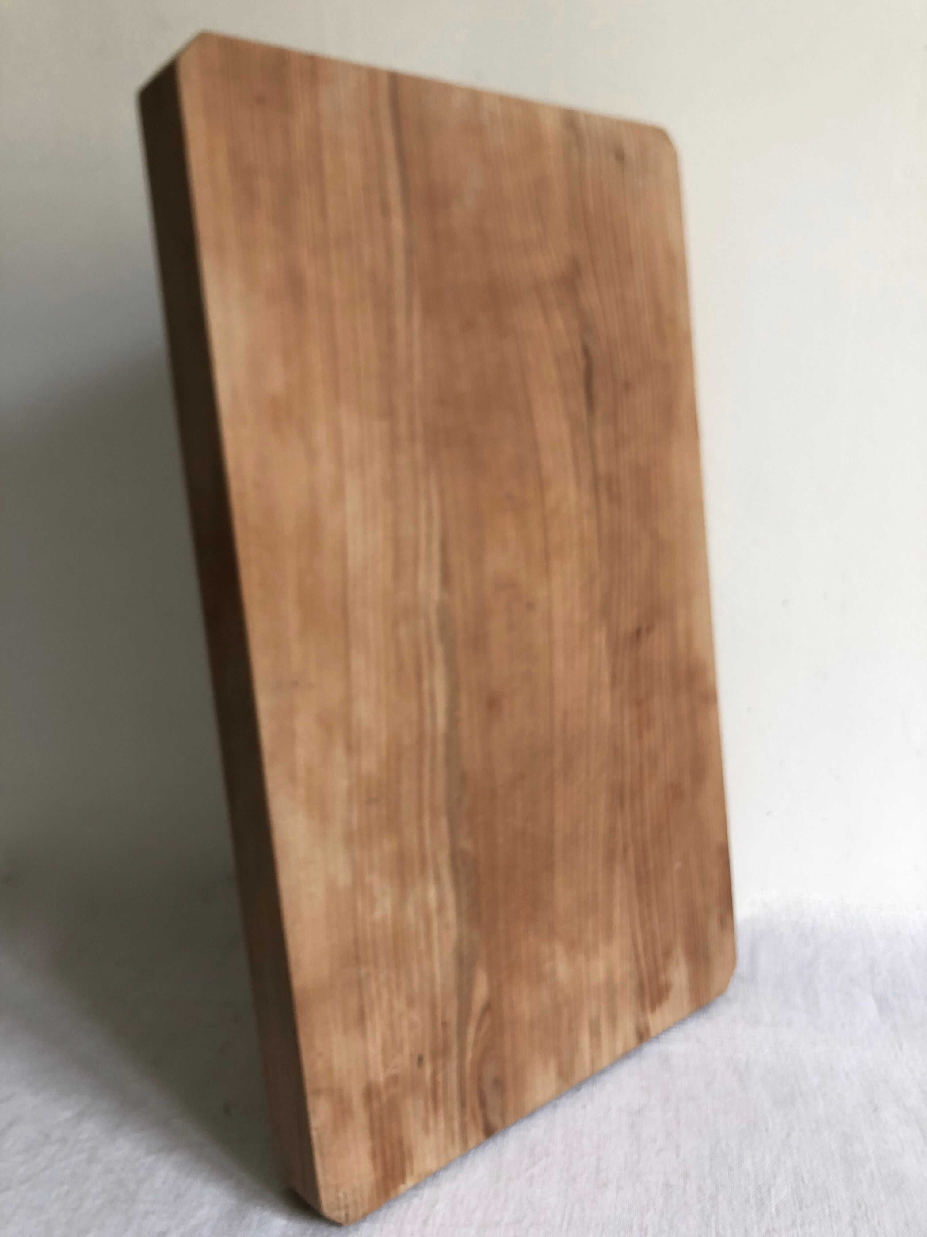 Cutting board, kitchen log